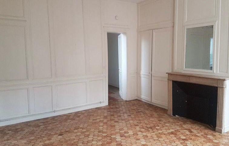 
                                                Location
                                                 2 pièces à louer à Paris 17ème métro Brochant