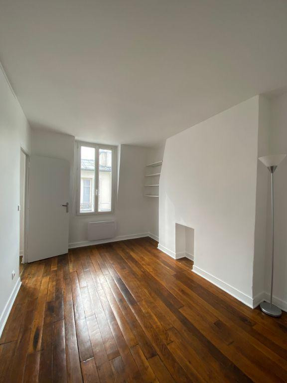 
                                                Location
                                                 2 pièces à louer Paris 17ème