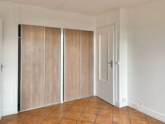 
                                                Location
                                                 2 pièces à louer Paris 20 Porte de Bagnolet