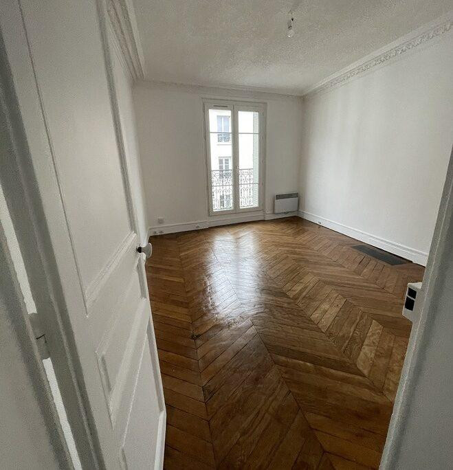 
                                                Location
                                                 2 pièces à louer Paris Porte de la Chapelle