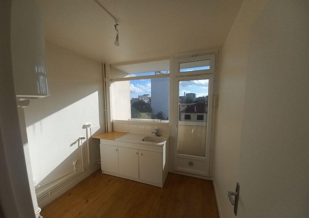 
                                                Location
                                                 2 pièces à Montreuil