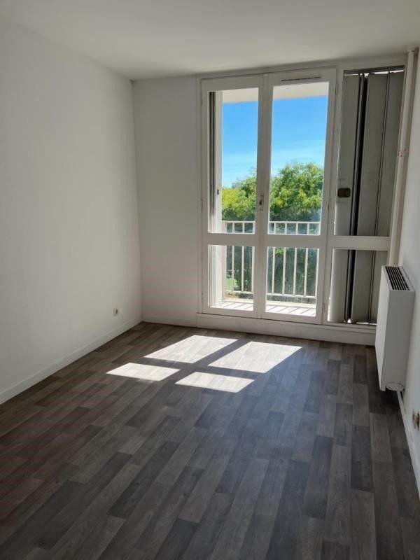 
                                                Location
                                                 2 pièces à Orléans
