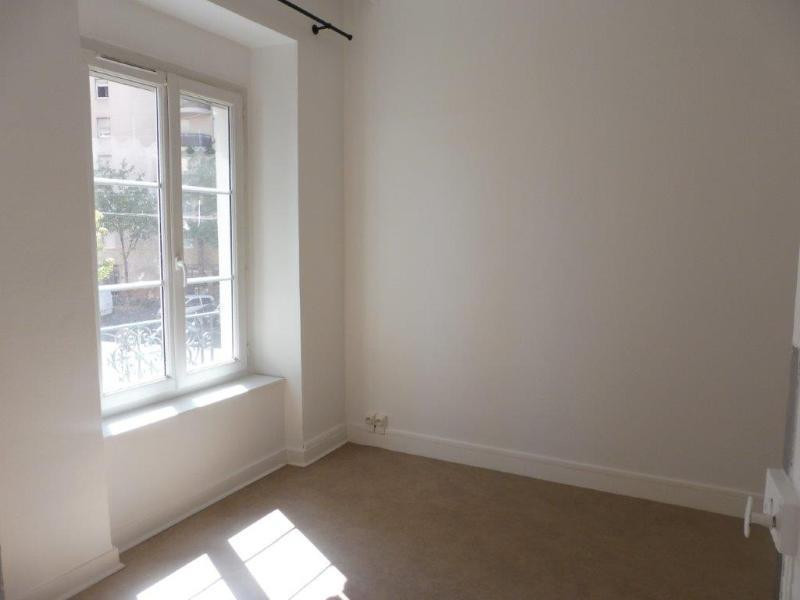 
                                                Location
                                                 2 pièces à VILLEURBANNE