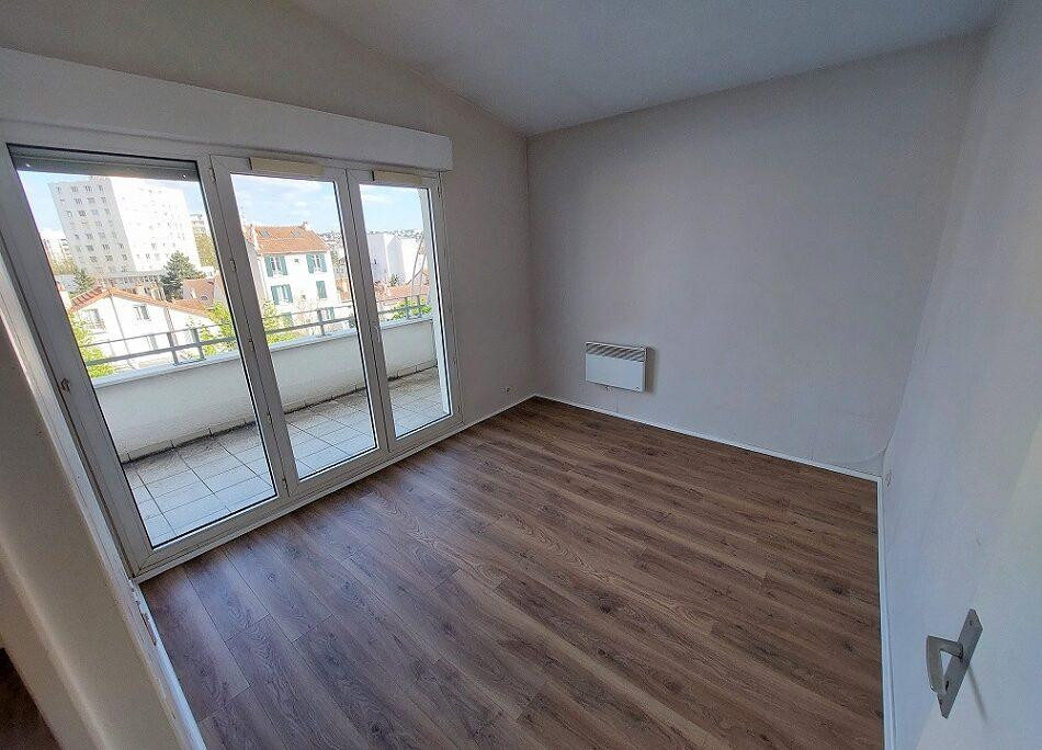 
                                                Location
                                                 2 pièces avec terrasse et parking à Nanterre