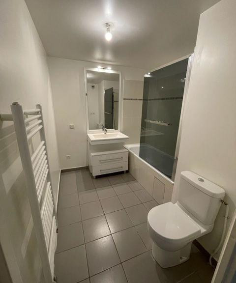
                                                Location
                                                 2 pièces Bas Montreuil