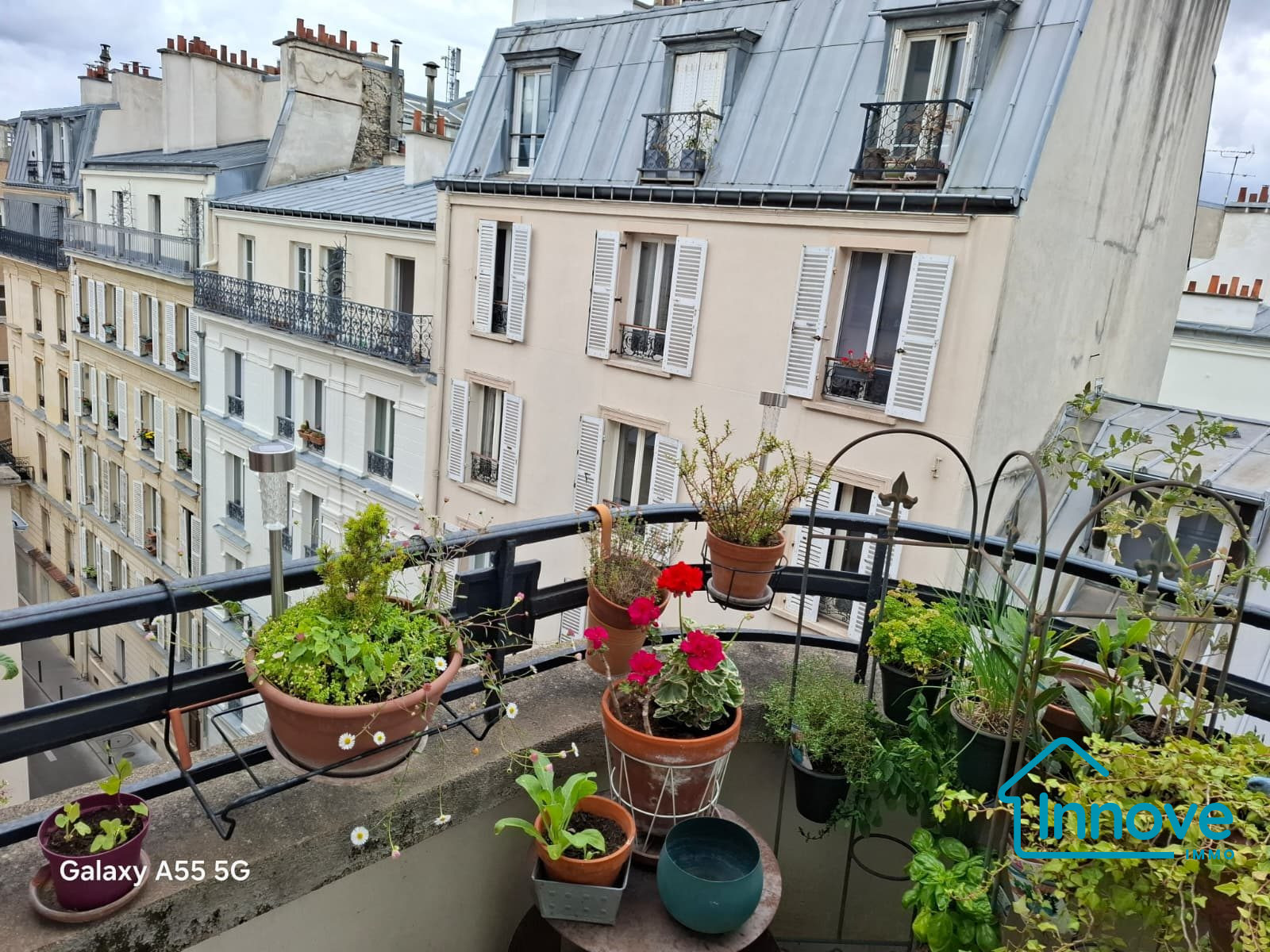 
                                                Vente
                                                 2 Pièces charme· 50 m².· Paris 75017 · Batignolles