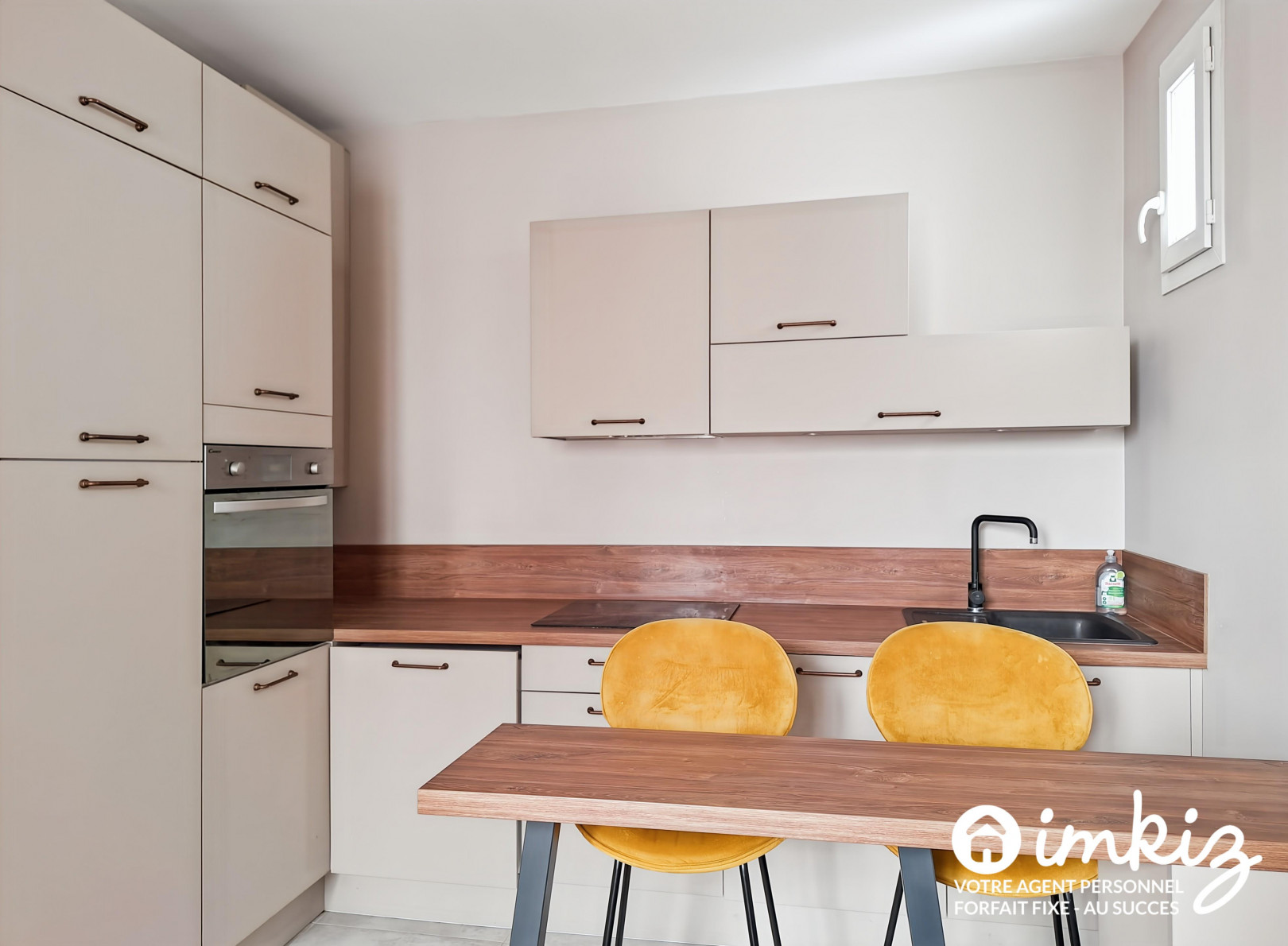 
                                                Vente
                                                 2 pièces, complètement rénové, Paris 11ème