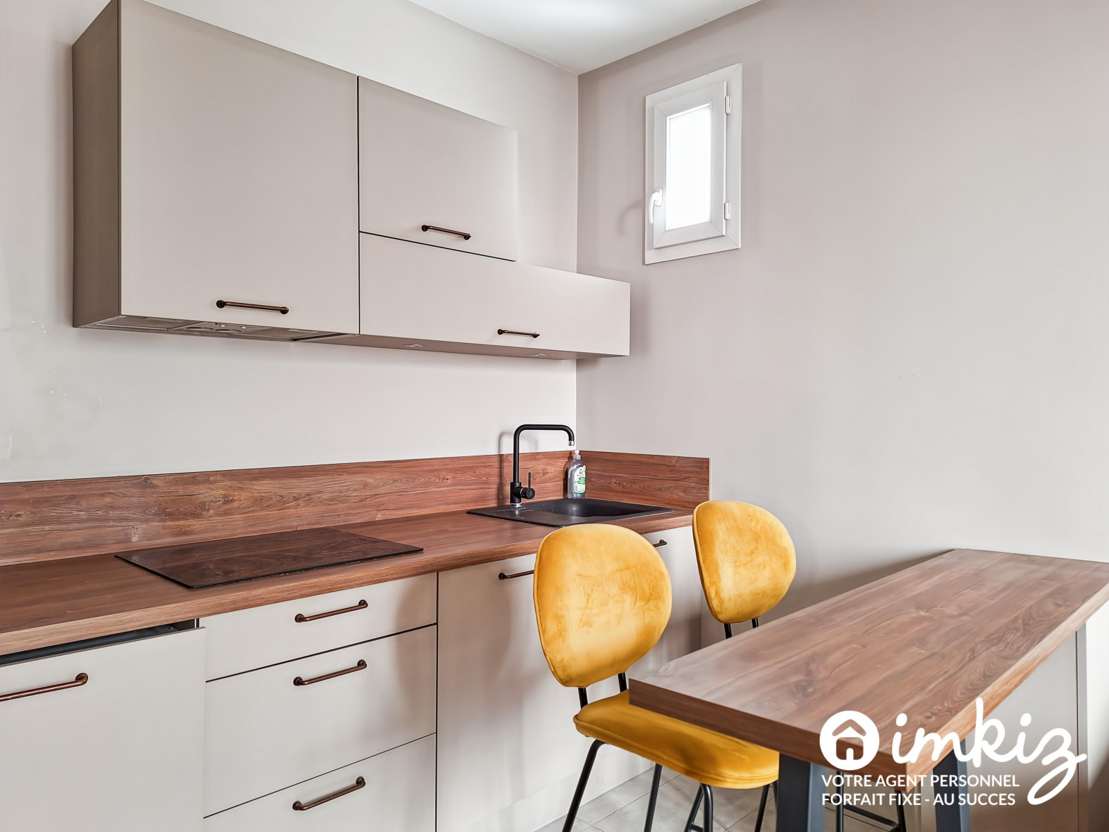 
                                                Vente
                                                 2 pièces, complètement rénové, Paris 11ème