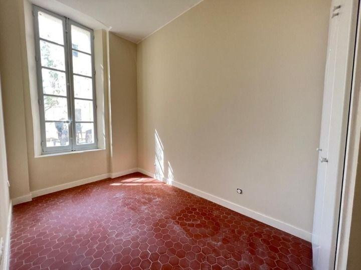 
                                                Location
                                                 2 pièces dans une bastide entièrement réhabilitée