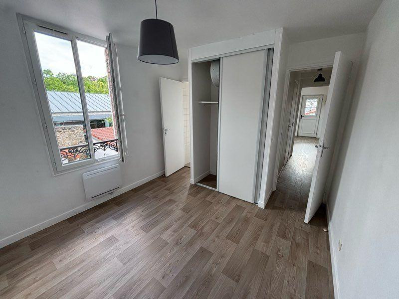 
                                                Location
                                                 2 pièces de 33m2 à louer