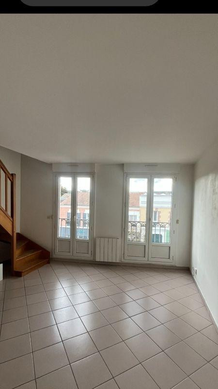 
                                                Location
                                                 2 pièces duplex Croissy / Seine centre