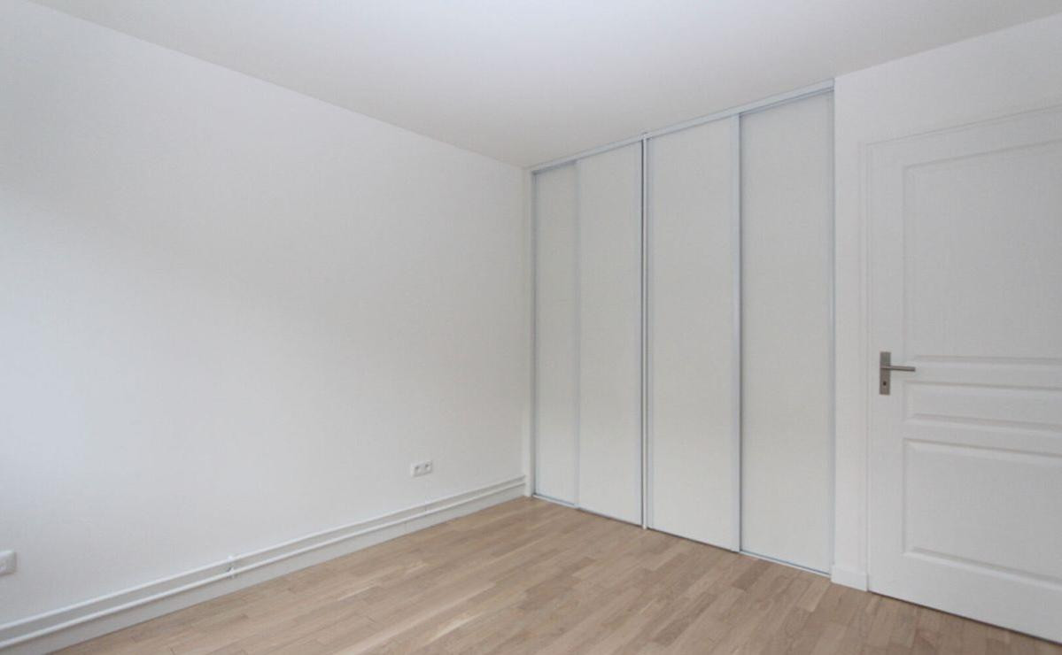 
                                                Location
                                                 2 pièces esprit Loft à Paris 15 Javel