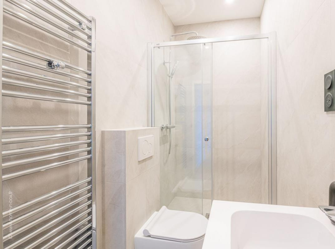 
                                                Location
                                                 2 pièces haut de gamme à Toulouse