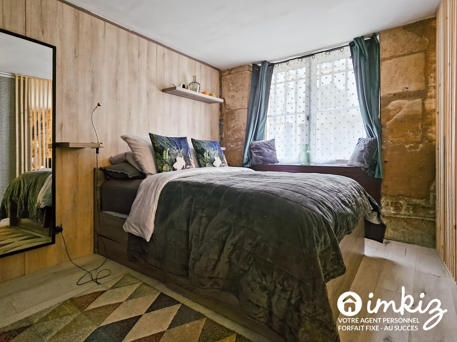 
                                                Vente
                                                 2 pièces historique quartier Saint Germain