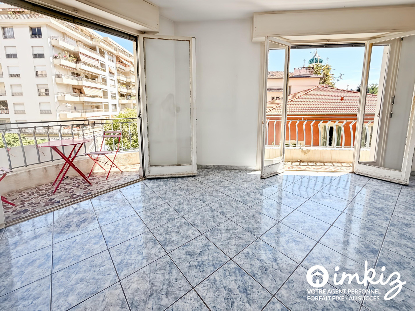 
                                                Vente
                                                 2 PIÈCES LUMINEUX AVEC BALCON FILANT