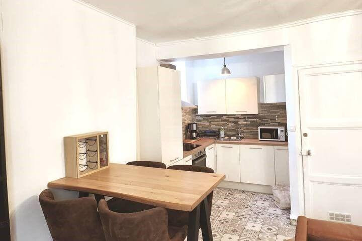 
                                                Location
                                                 2 Pièces meublé 40m2 à Marx Dormoy bail mobilité