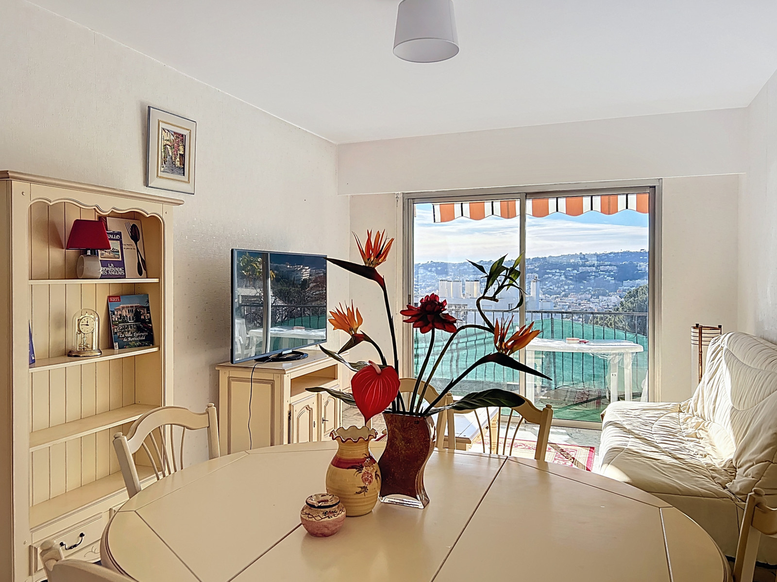 
                                                Location
                                                 2 pièces meublé à louer Cimiez