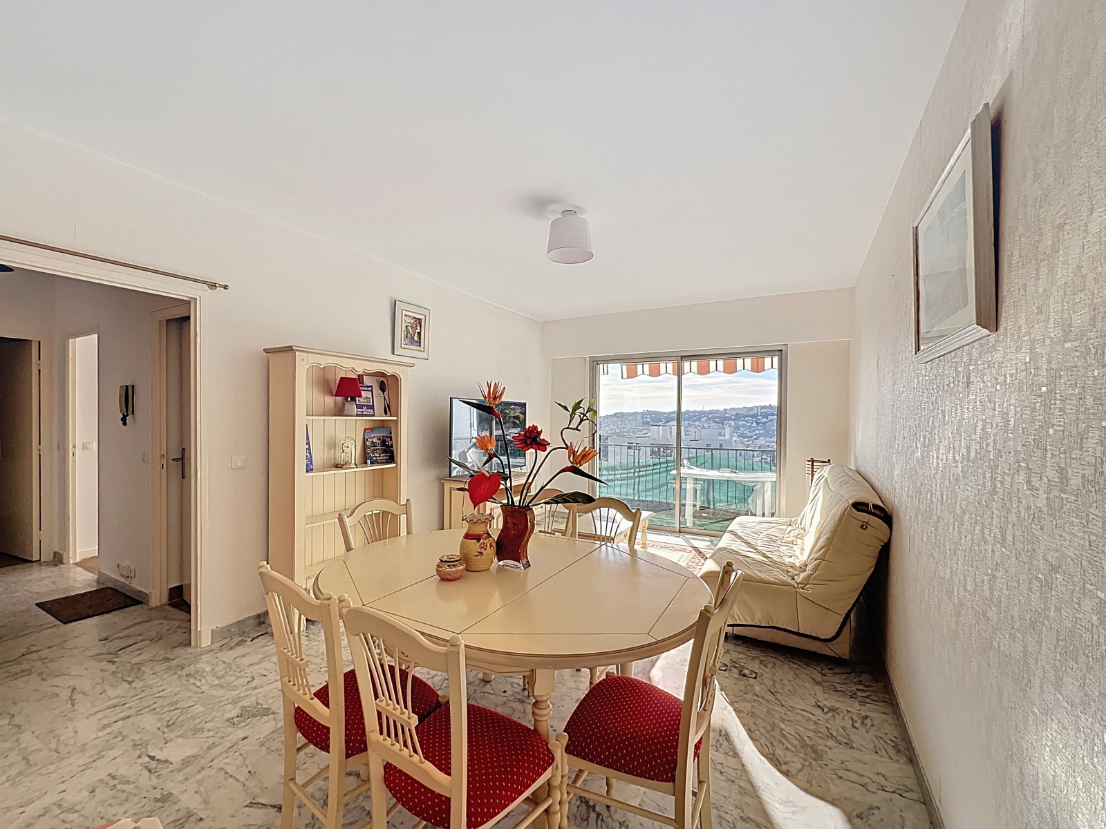 
                                                Location
                                                 2 pièces meublé à louer Cimiez