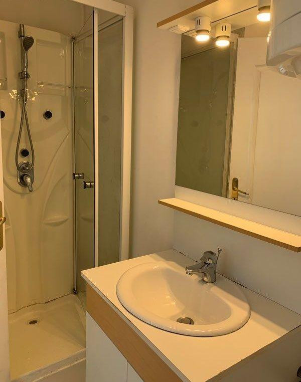 
                                                Location
                                                 2 pièces meublé à louer Place d'Italie Paris 13ème