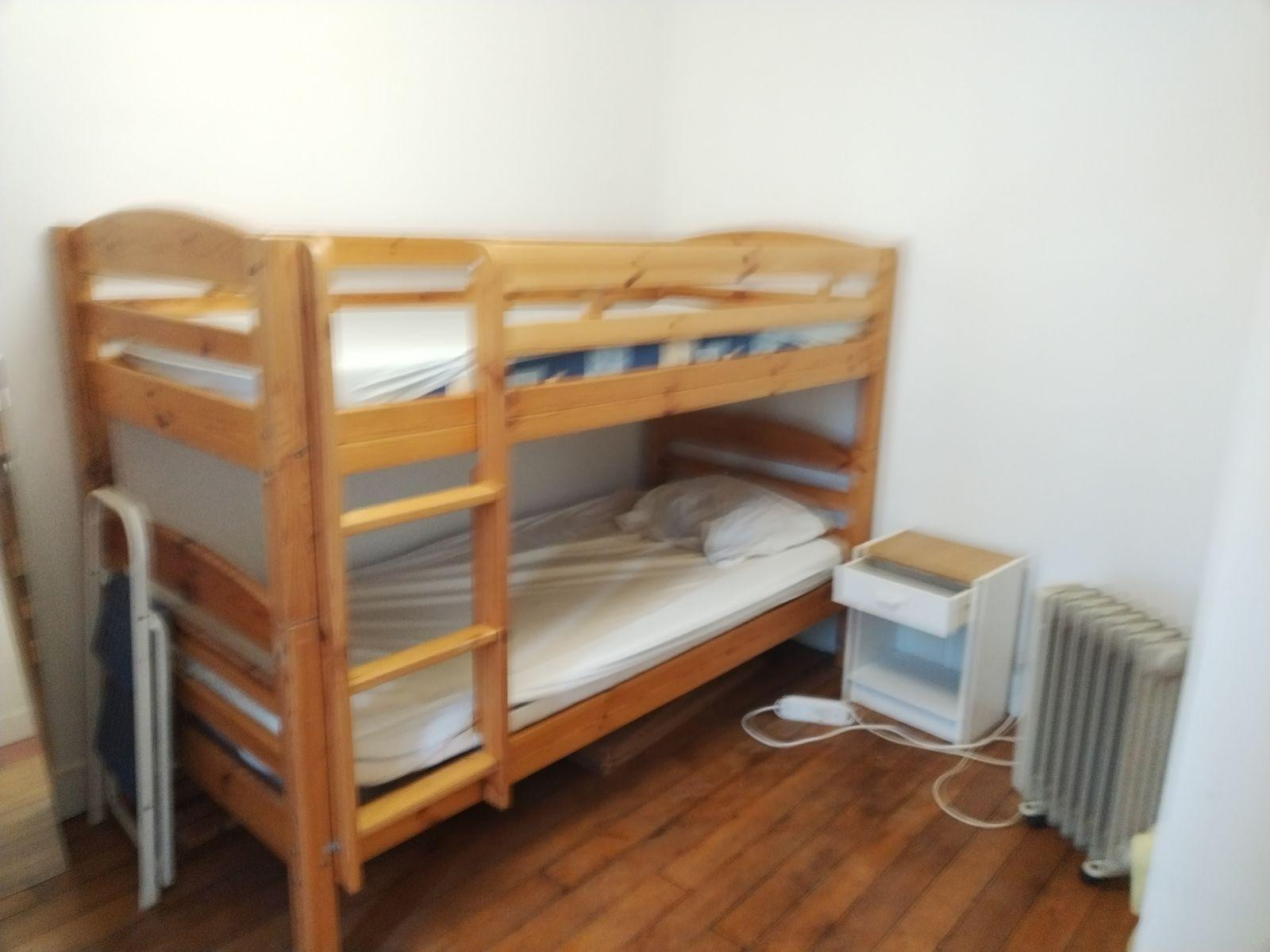 
                                                Location
                                                 2 pièces meublé, Invalides