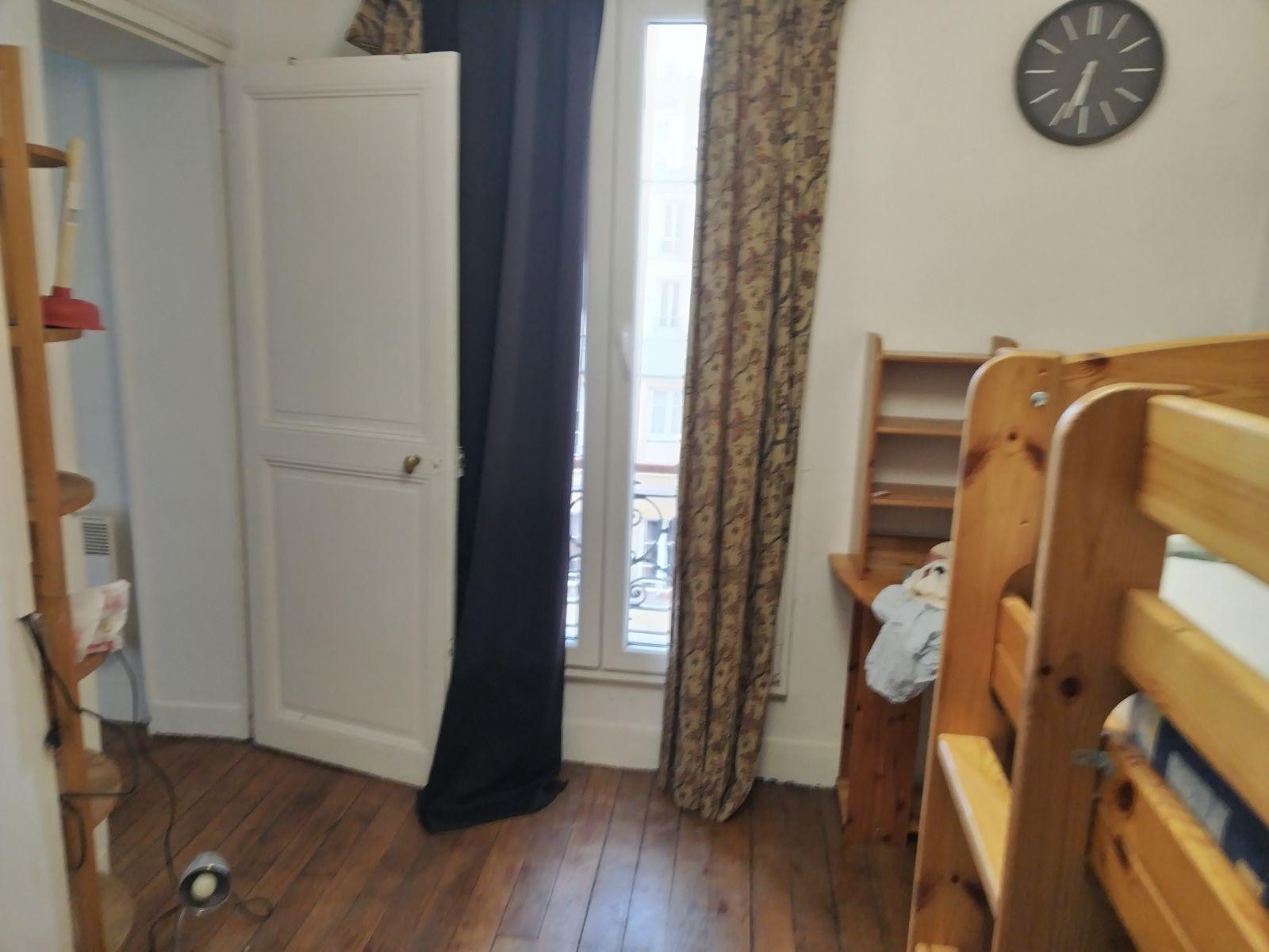 
                                                Location
                                                 2 pièces meublé, Invalides