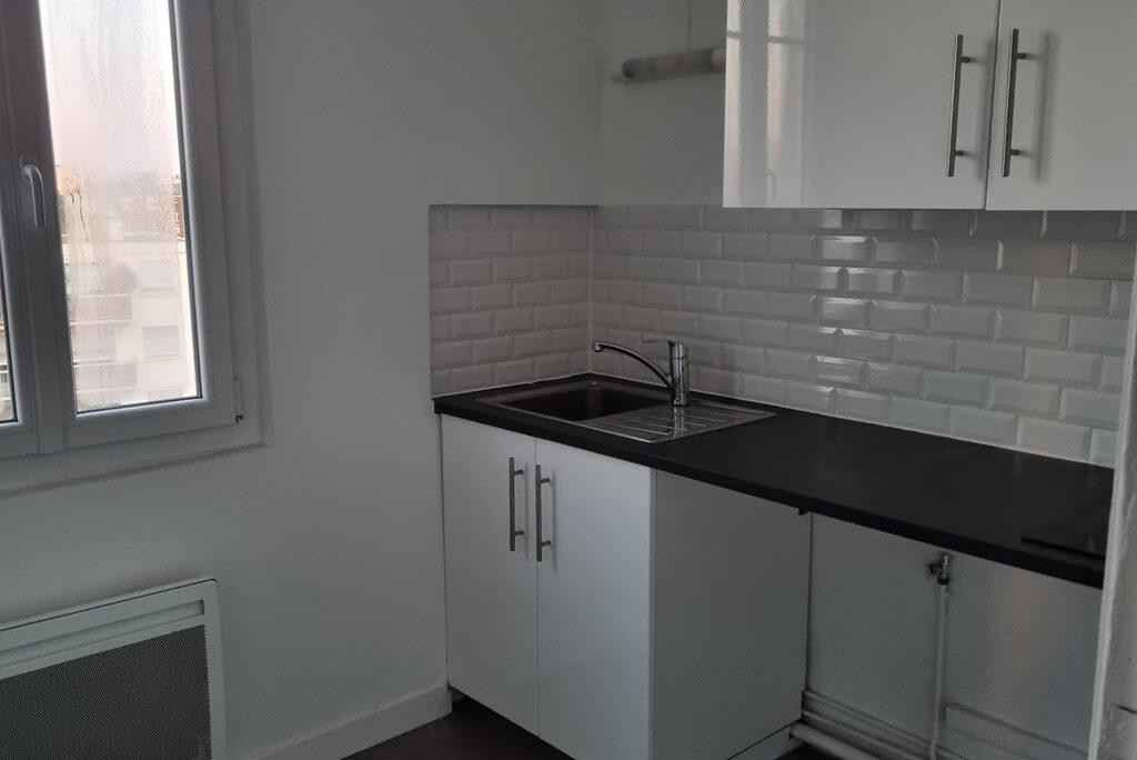 
                                                Location
                                                 2 pièces Nanterre Rue Maurice Thorez