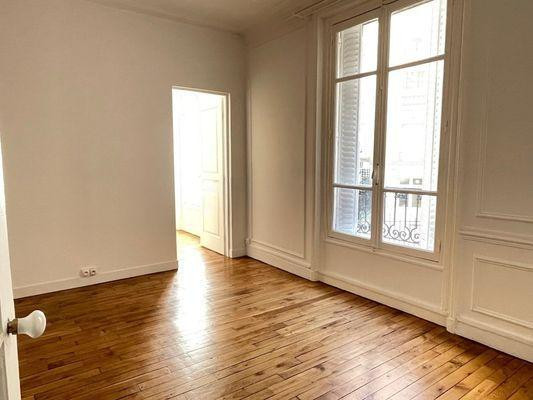 
                                                Location
                                                 2 pièces Paris 12ème