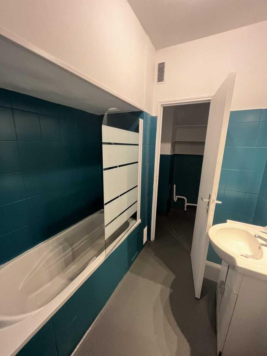 
                                                Location
                                                 2 pièces Paris 16ème