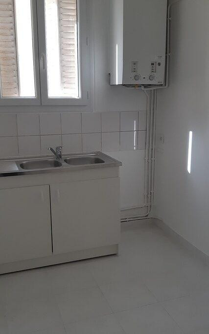 
                                                Location
                                                 2 pièces Paris 18ème