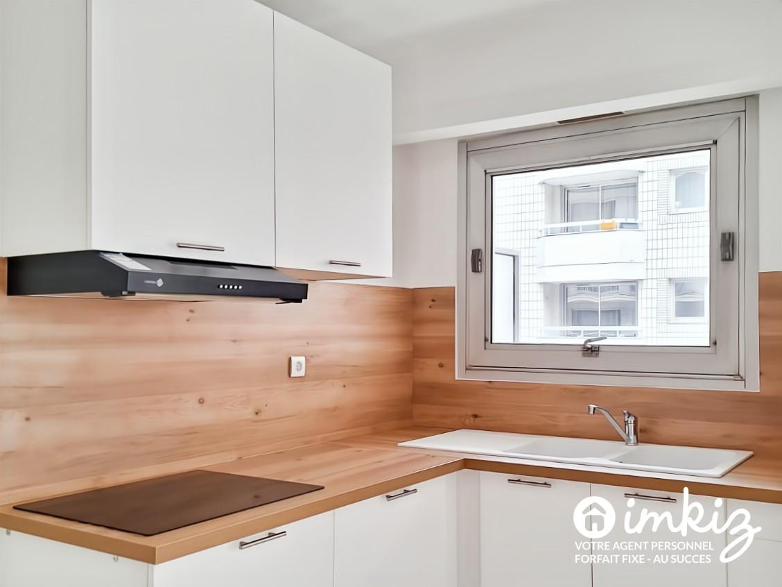 
                                                Vente
                                                 2 pièces Paris 19ème  40m² rénové en 2026