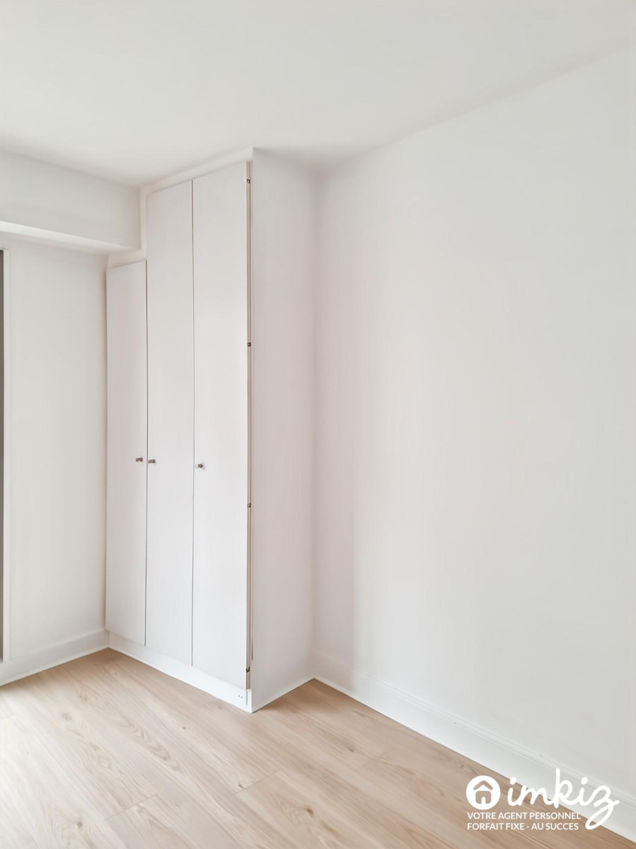 
                                                Vente
                                                 2 pièces Paris 19ème  40m² rénové en 2026