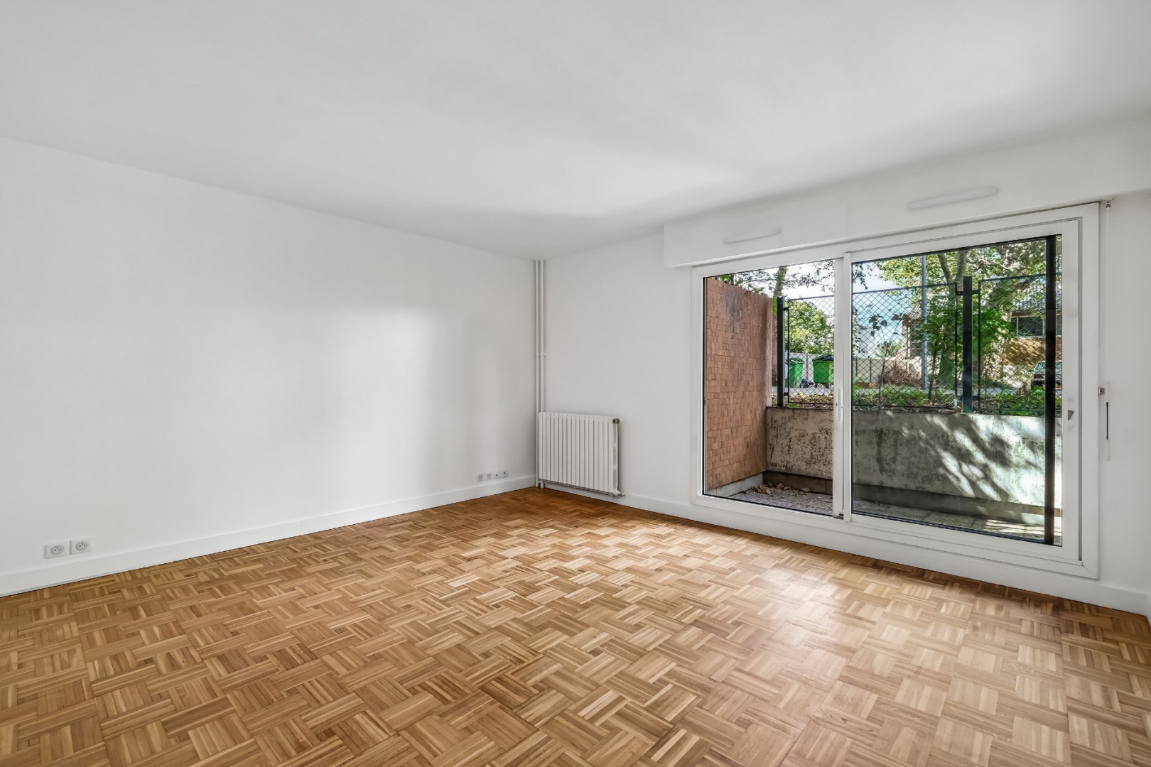 
                                                Vente
                                                 2 pièces - PARIS 20