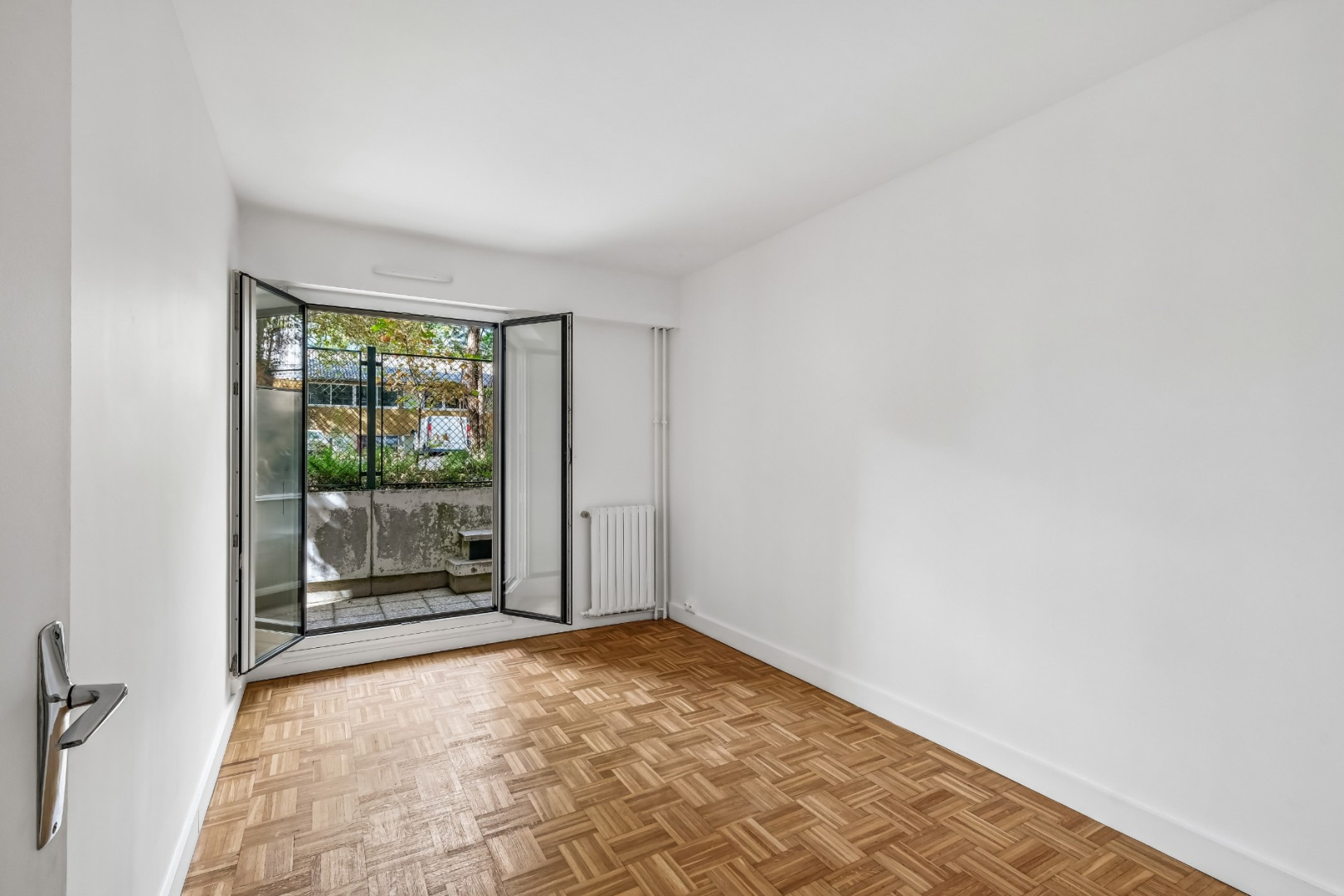 
                                                Vente
                                                 2 pièces - PARIS 20
