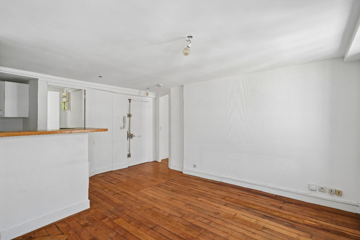 
                                                Vente
                                                 2 Pièces - Quartier Opéra - Paris 2ème