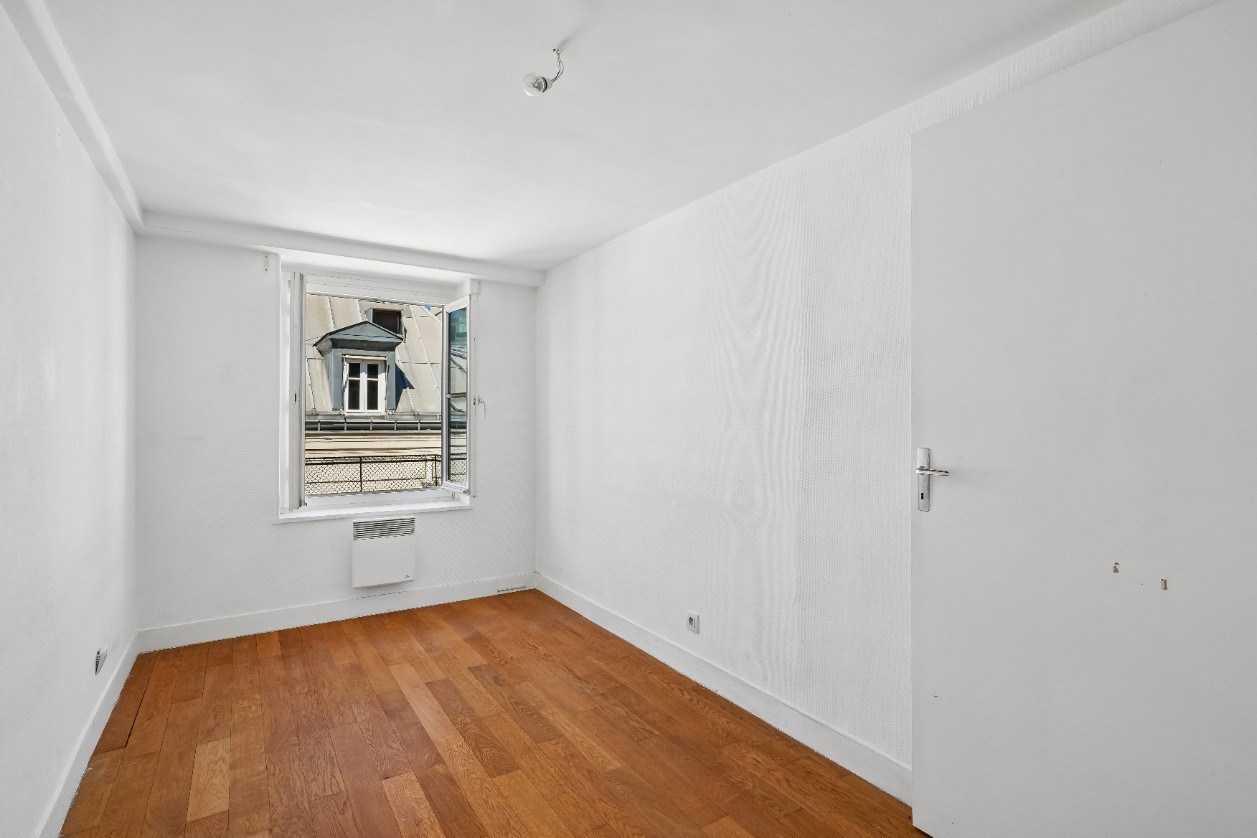 
                                                Vente
                                                 2 Pièces - Quartier Opéra - Paris 2ème