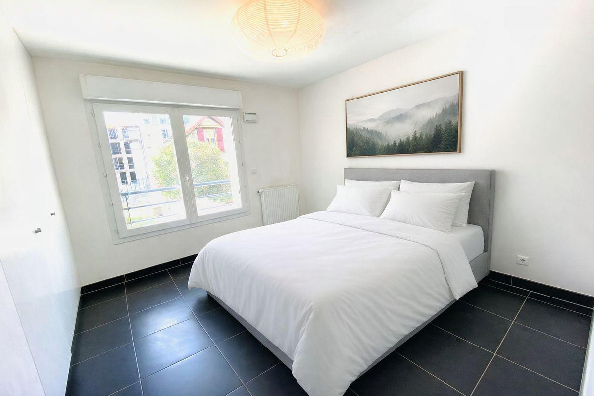 
                                                Location
                                                 2 pièces récent centre Alfortville