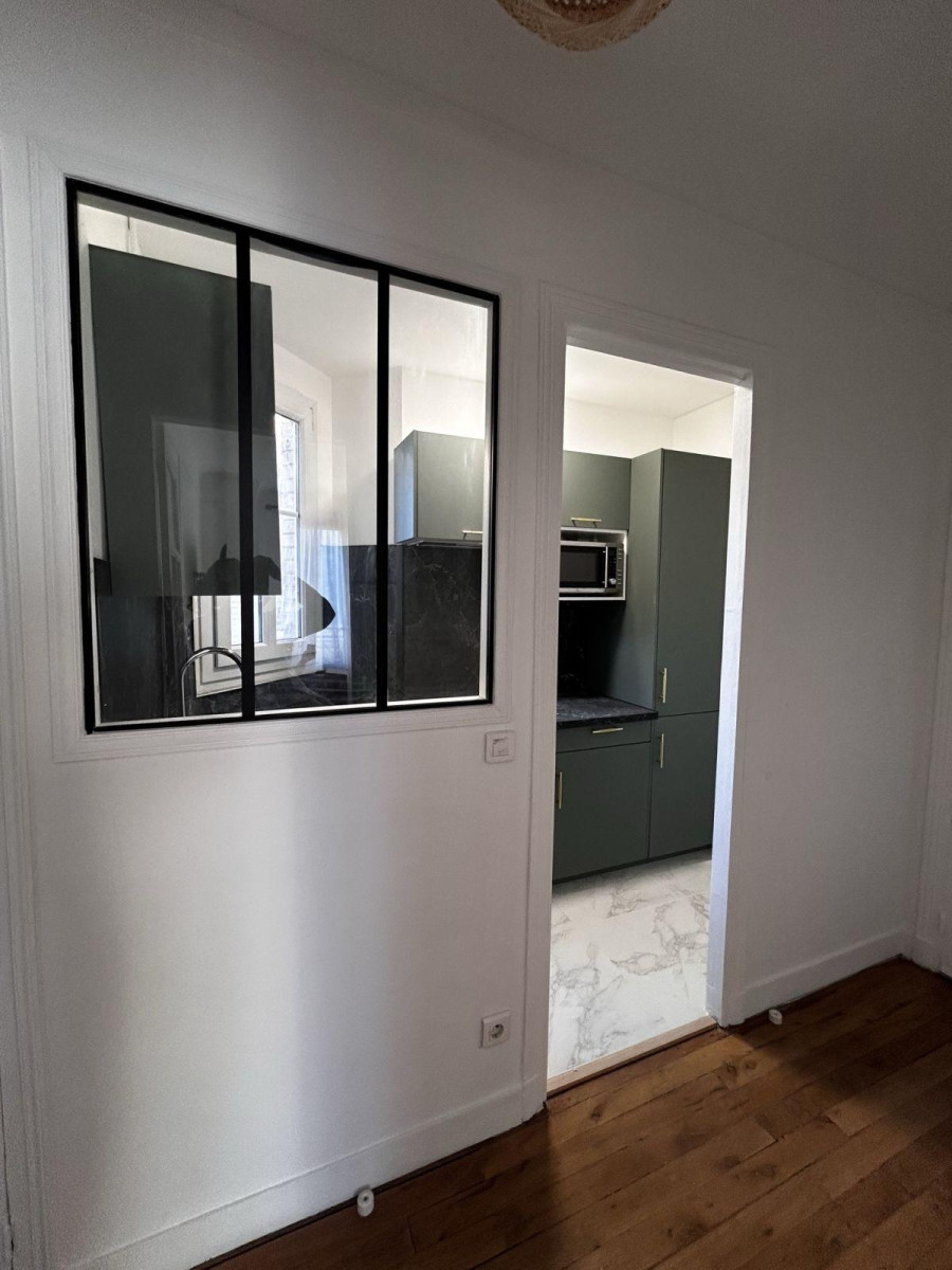 
                                                Location
                                                 2 pièces refait à neuf rue Saint-Denis à Colombes