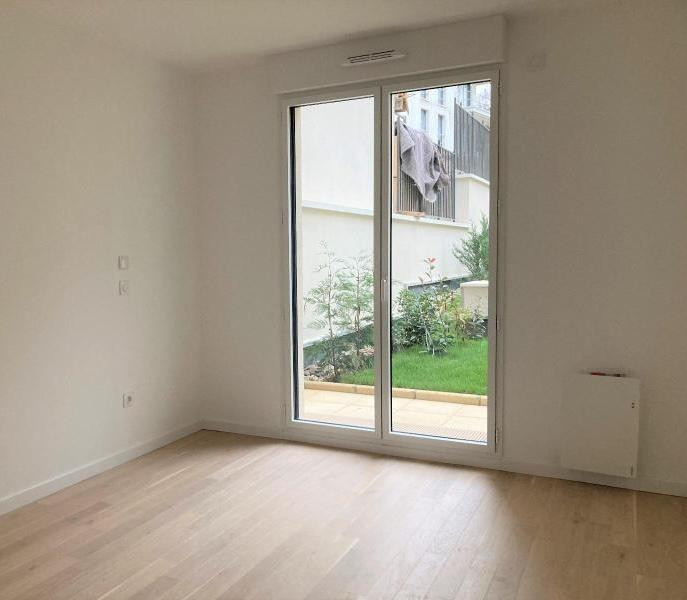 
                                                Location
                                                 2 pièces + terrasses à louer à Vanves