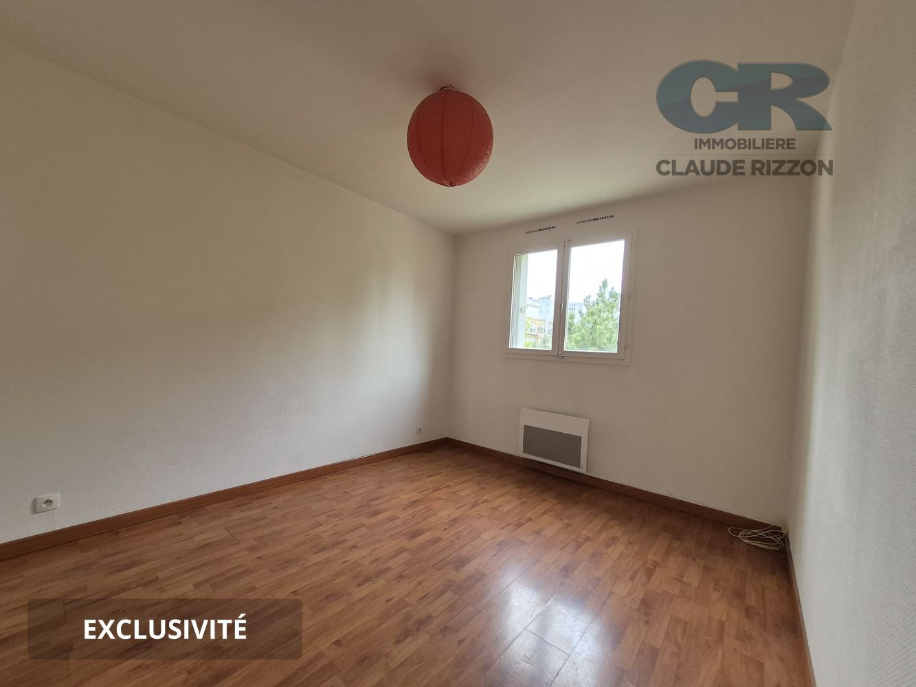 
                                                Vente
                                                 2 pièces Thionville
