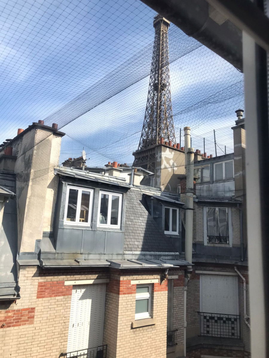 
                                                Location
                                                 2 pièces tour eiffel