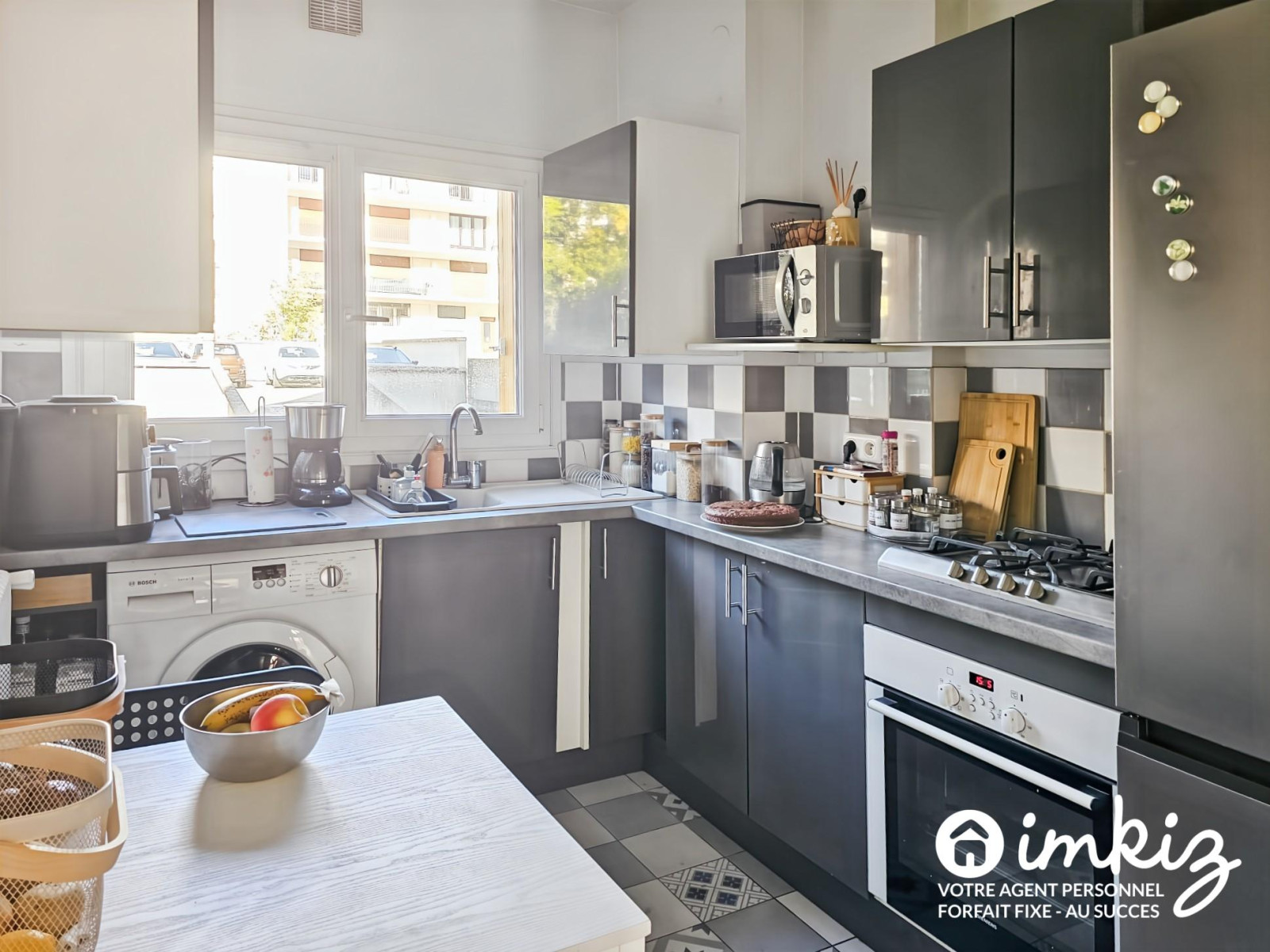 
                                                Vente
                                                 2 PIÈCES TRAVERSANT – TERRASSE & JARDINET –PARKING