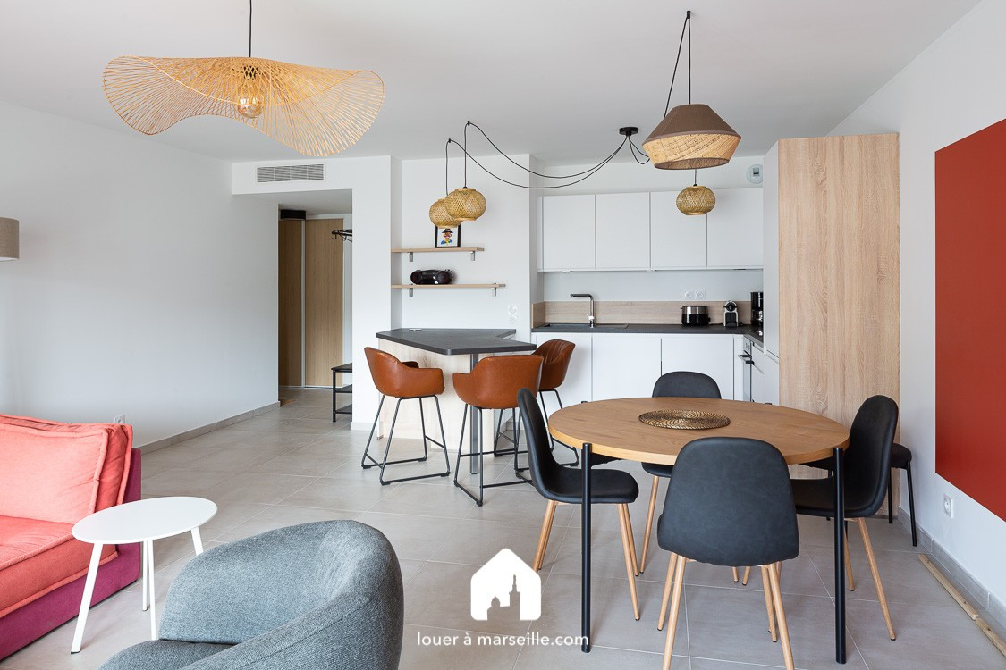 
                                                Location
                                                 205 Prado