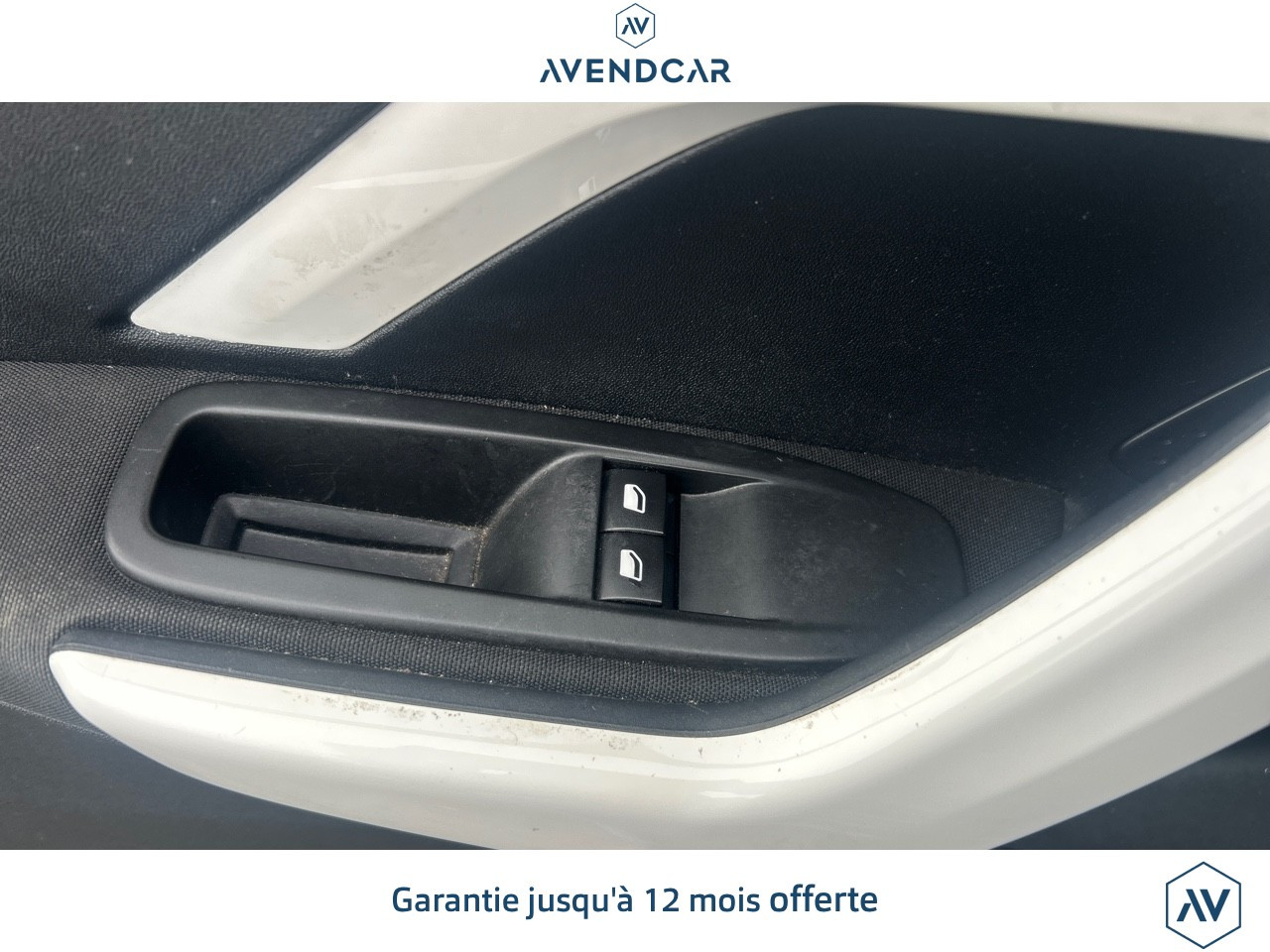 
                                                Voiture
                                                 208 GENERATION-I 1.0 PURETECH 70 LIKE