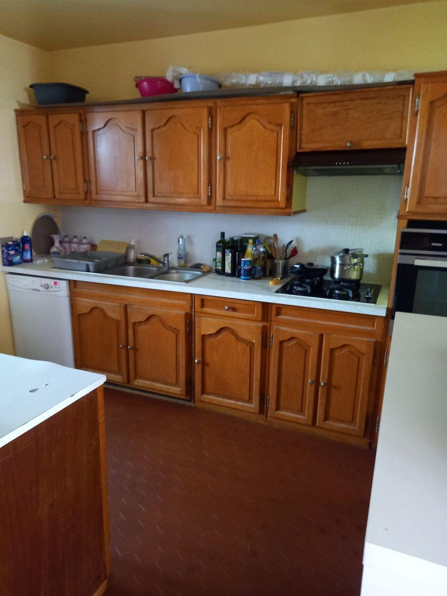 
                                                Colocation
                                                 20mn à pied gare st quentin yvelines