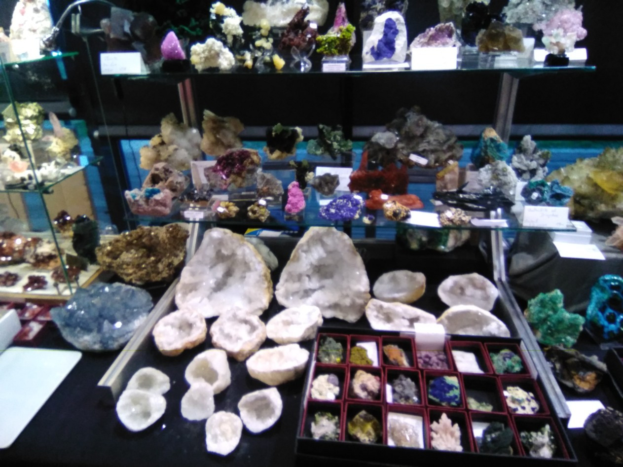 
                                                Collection
                                                 22ème Salon exposition de minéraux et fossiles