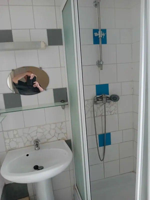 
                                                Location
                                                 2P 33m² rénové Rue Jules Barni