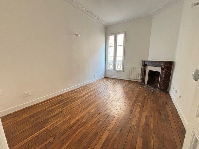 
                                                Location
                                                 2P 43 M2 273 rue Diderot à VINCENNES