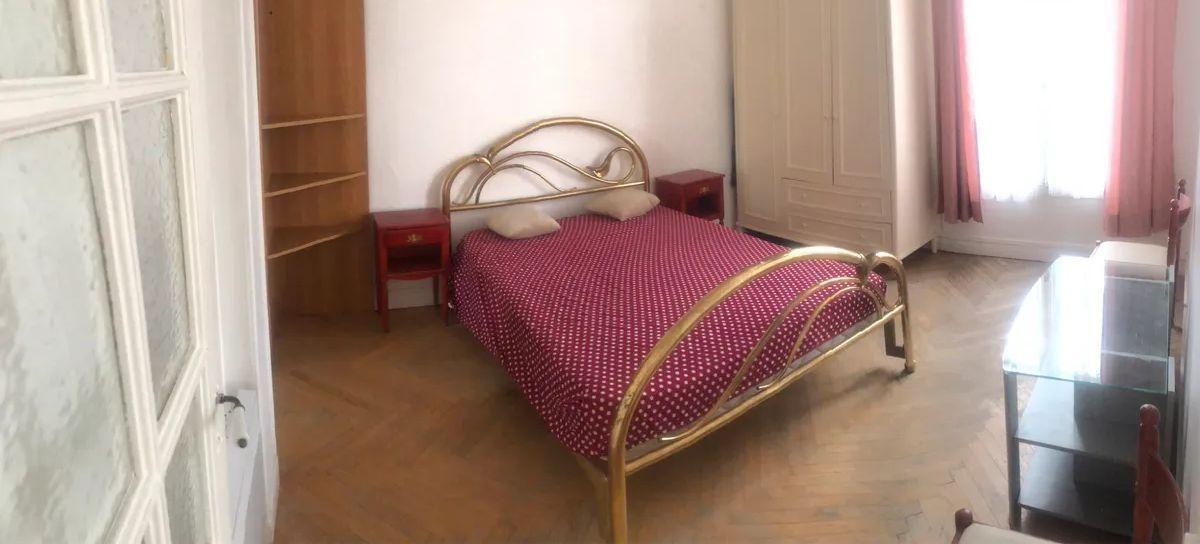 
                                                Location
                                                 2P meublé 24,85m2 plein sud à Nice Valrose
