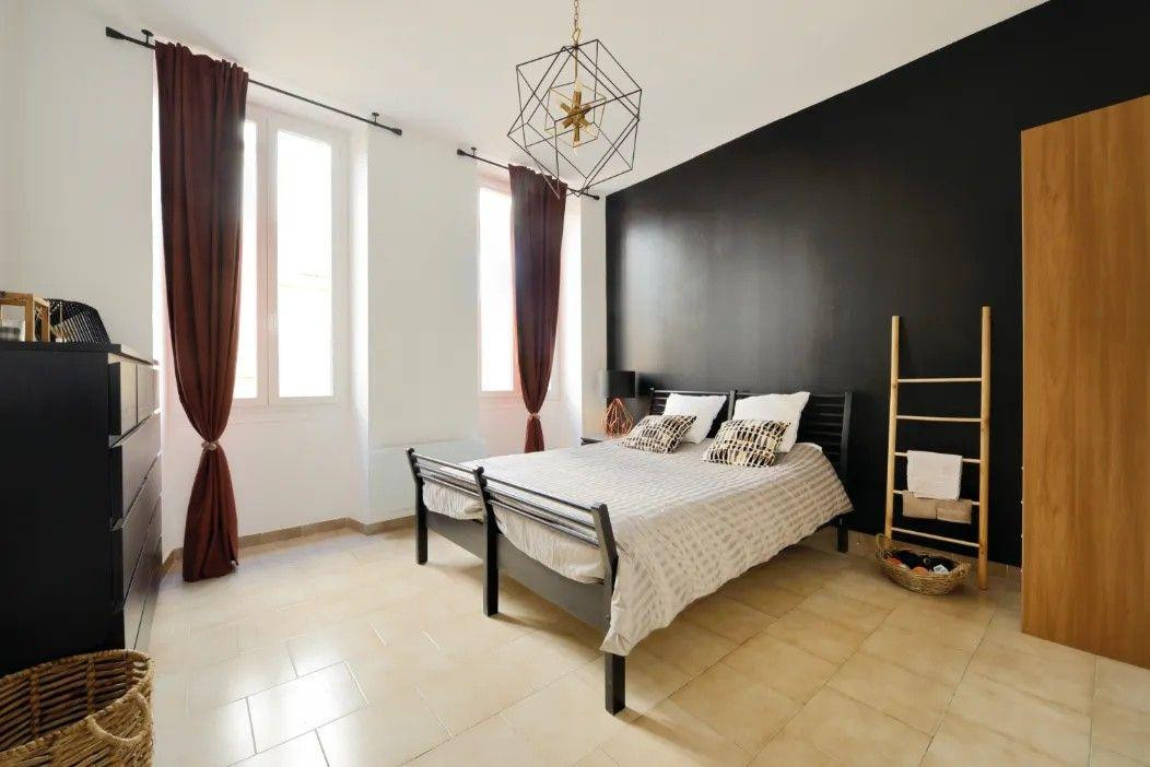 
                                                Location
                                                 2P meublé 46m² pour couple étudiants à La Joliette