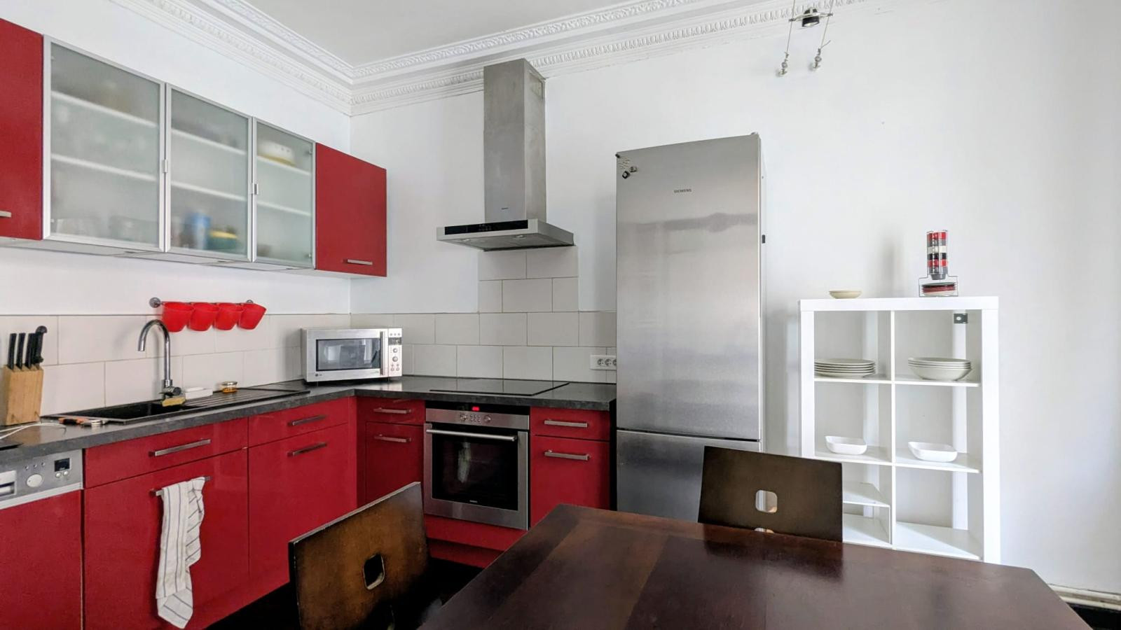 
                                                Location
                                                 2P meublé 60m² calme Père Lachaise avec cachet
